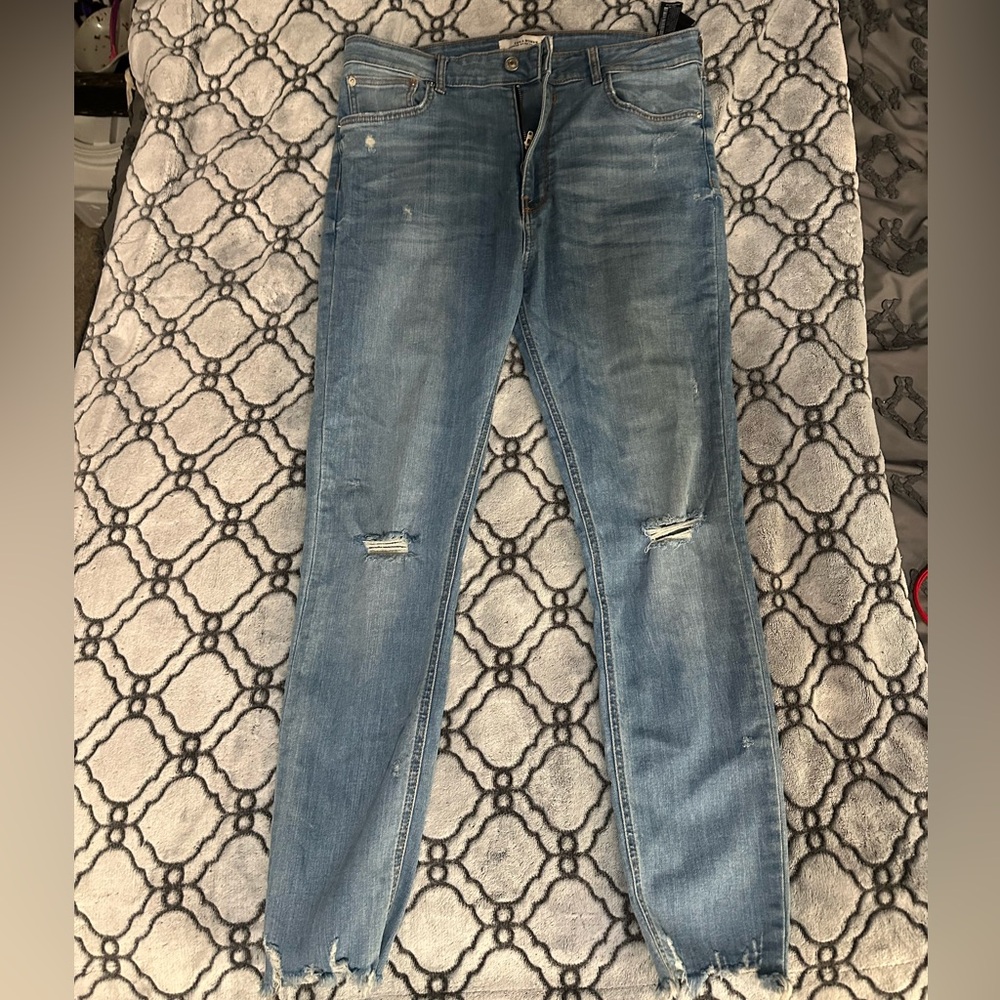 Zara Women's Blue Distressed Jeans Size 12